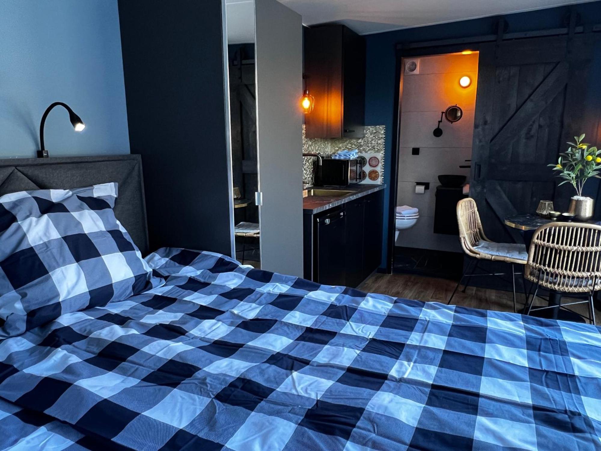 B&B Prive Tiny House Bij Zee Стелендам Екстериор снимка