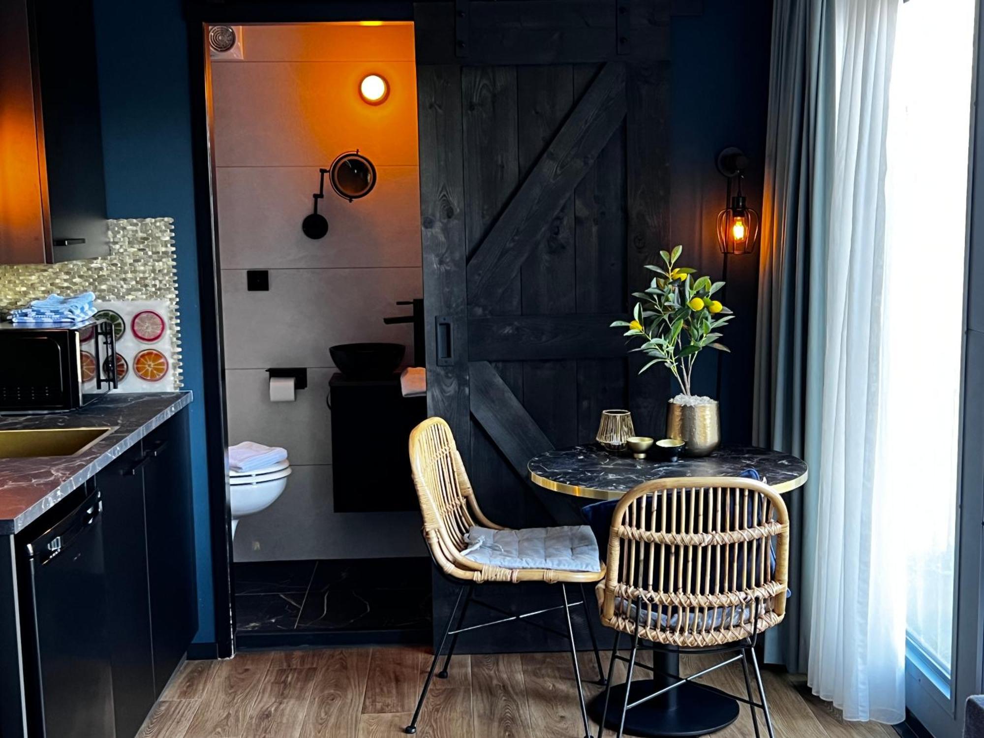 B&B Prive Tiny House Bij Zee Стелендам Екстериор снимка