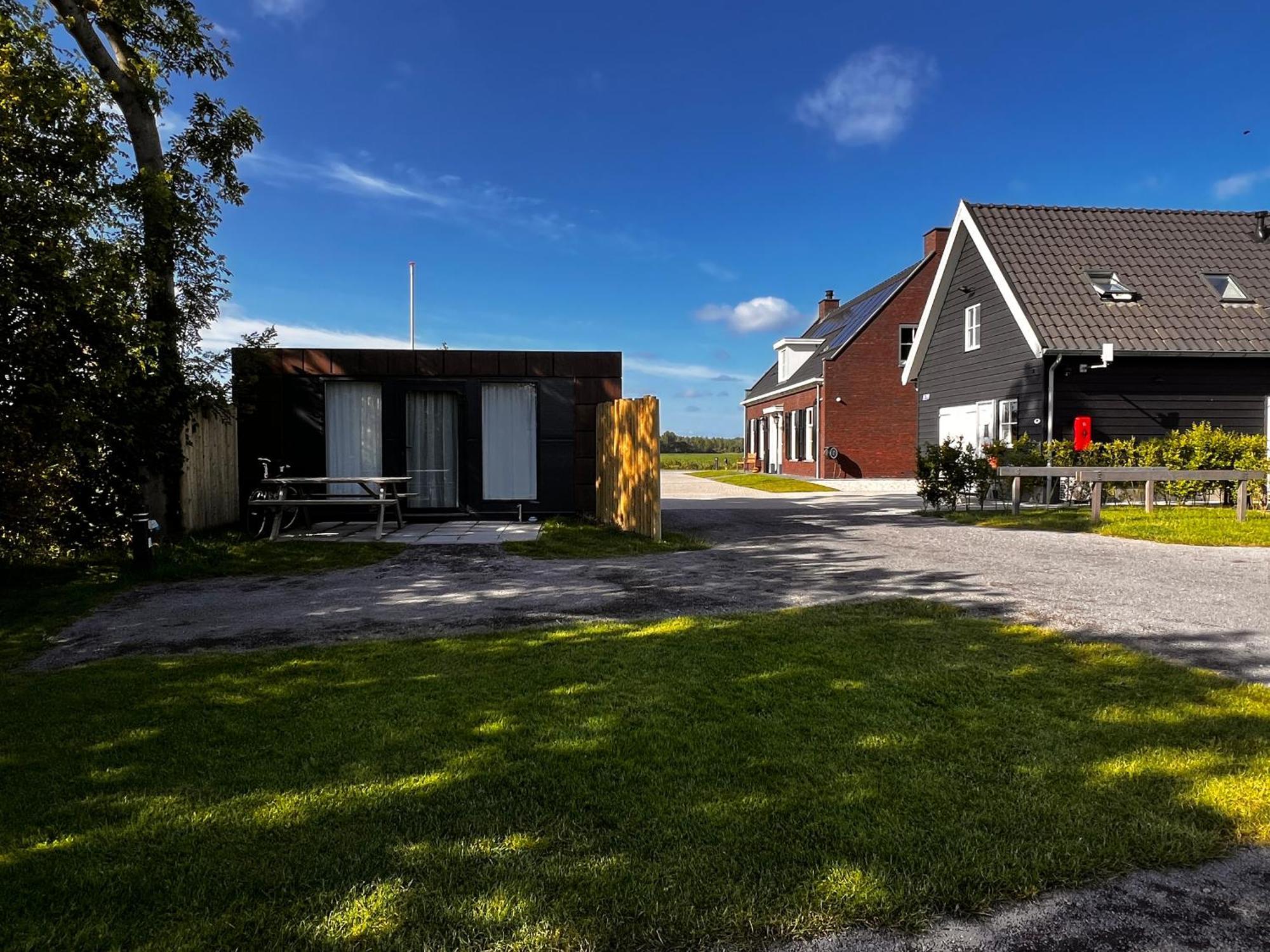 B&B Prive Tiny House Bij Zee Стелендам Екстериор снимка