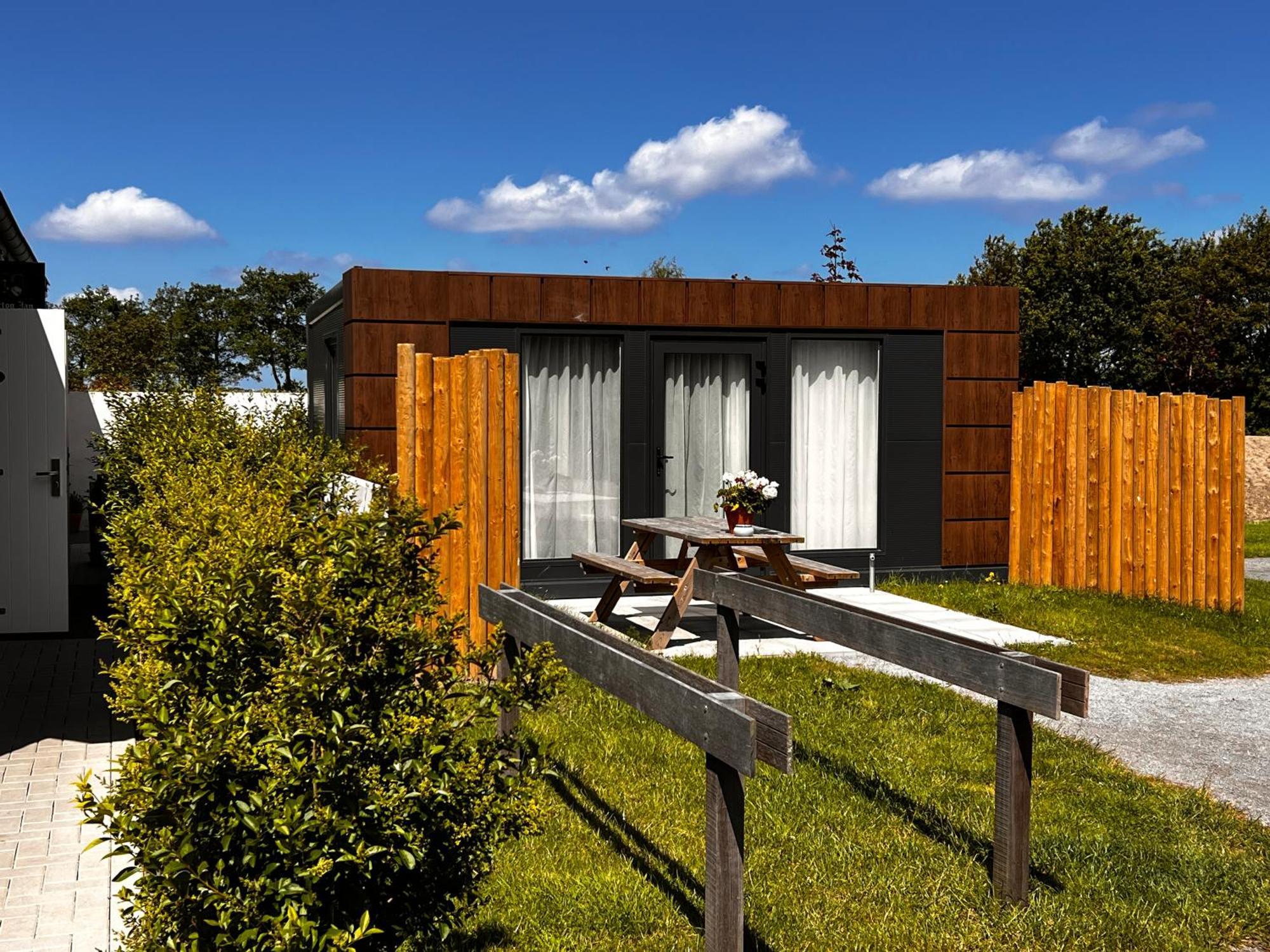 B&B Prive Tiny House Bij Zee Стелендам Екстериор снимка